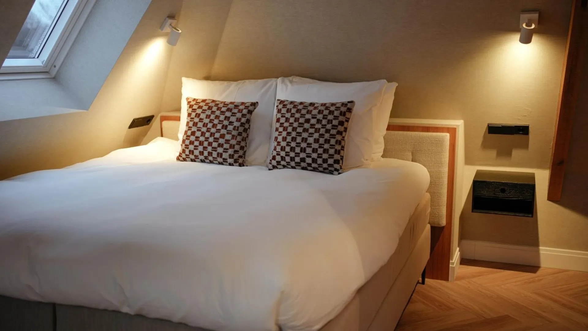 By Friso Den Haag - Scheveningen Hotel 0*, The Hague Netherlands